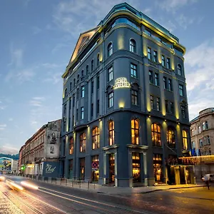 astoria.hotelslviv.net/