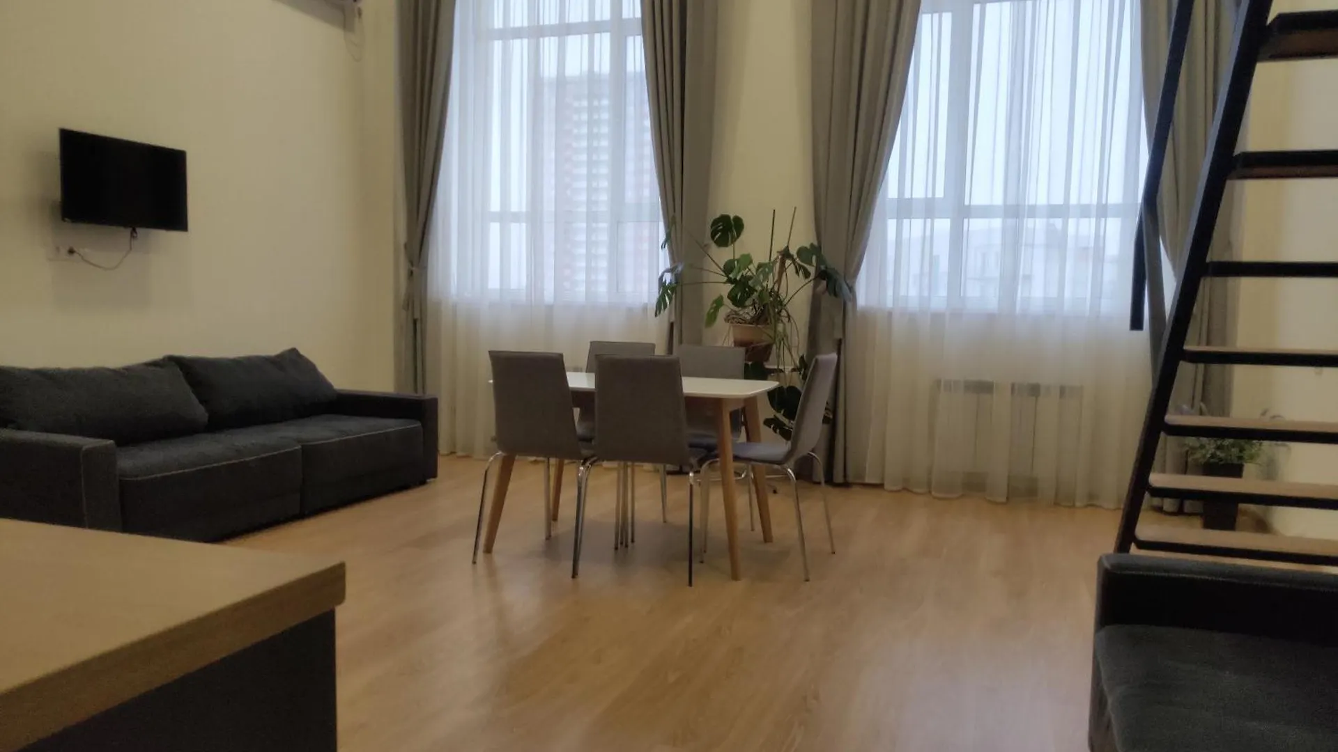 Kiev City Hotel 3*, Kyjev