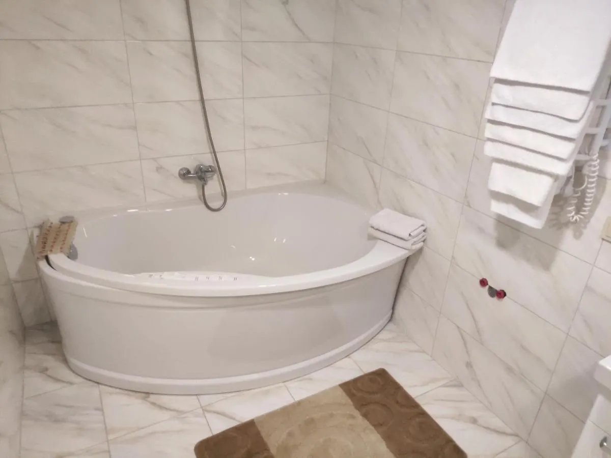 Kiev City Hotel 3*,